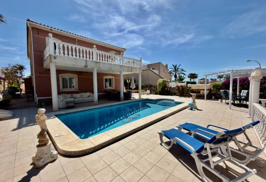 Resale - Villa - Ciudad Quesada