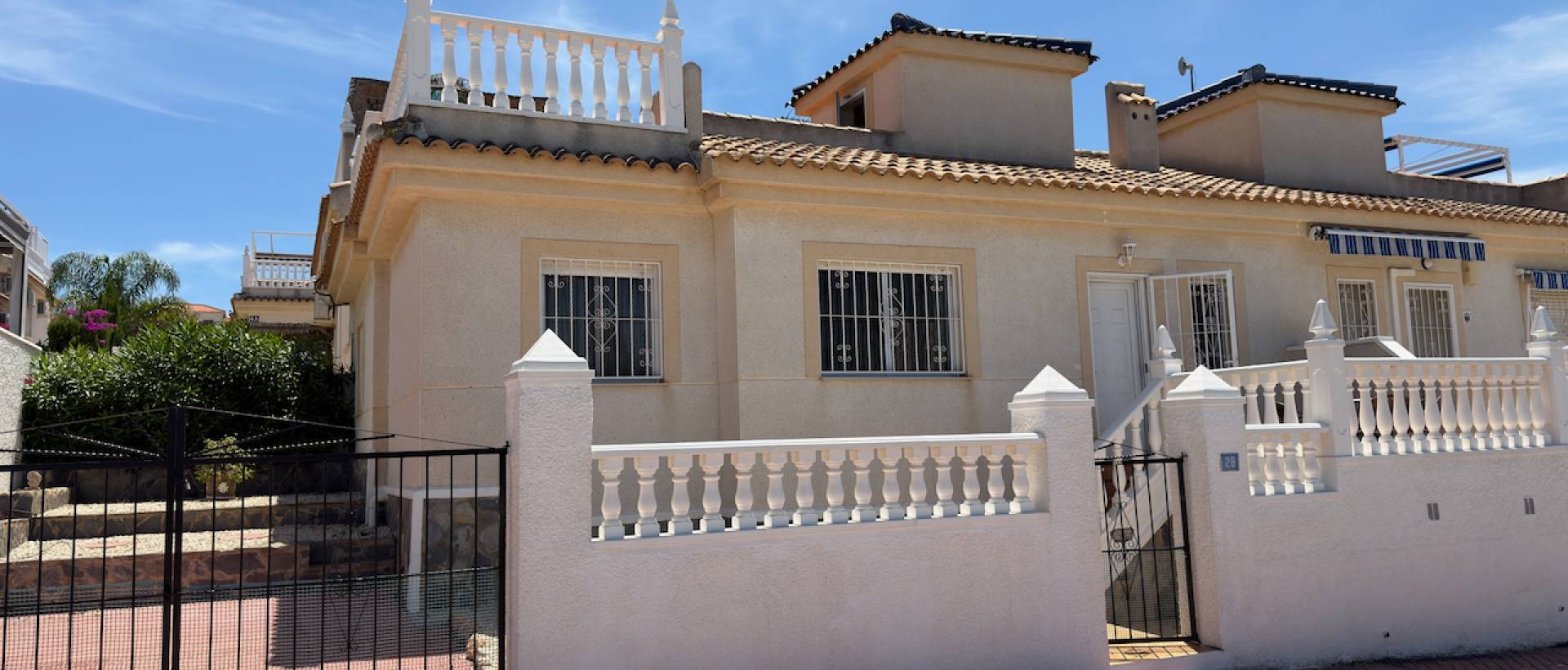 Resale - Villa - Benimar