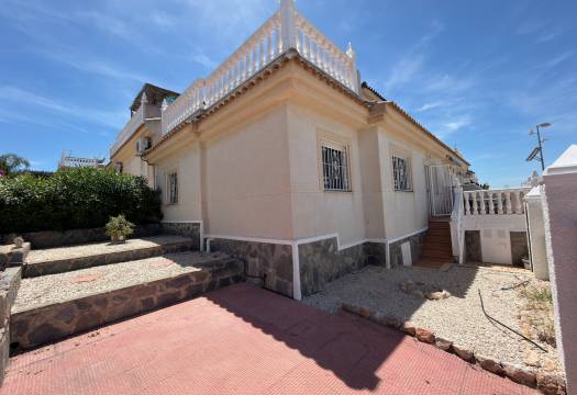 Resale - Villa - Benimar