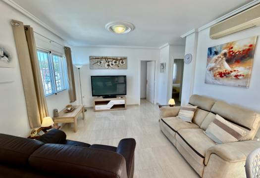 Resale - Villa - Benimar