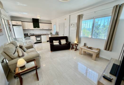 Resale - Villa - Benimar