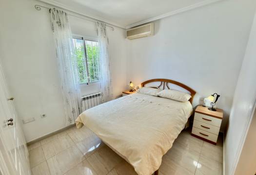 Resale - Villa - Benimar