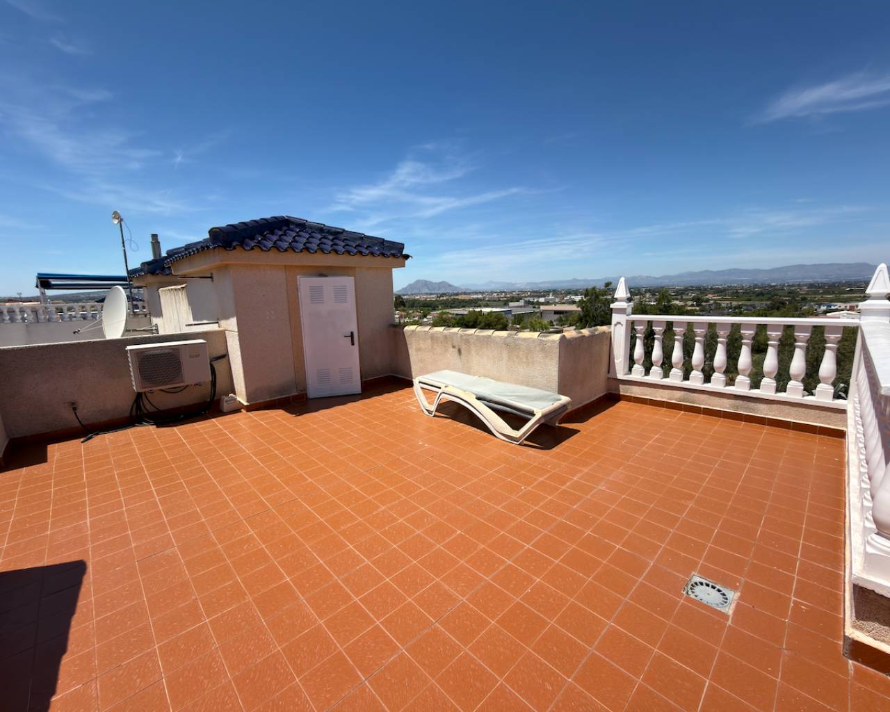 SLP2789: Villa for sale in Benimar