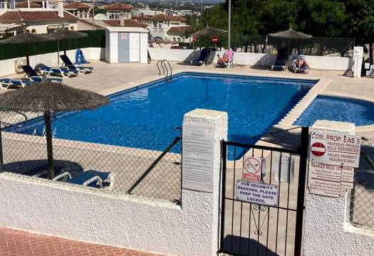 Resale - Villa - Benimar