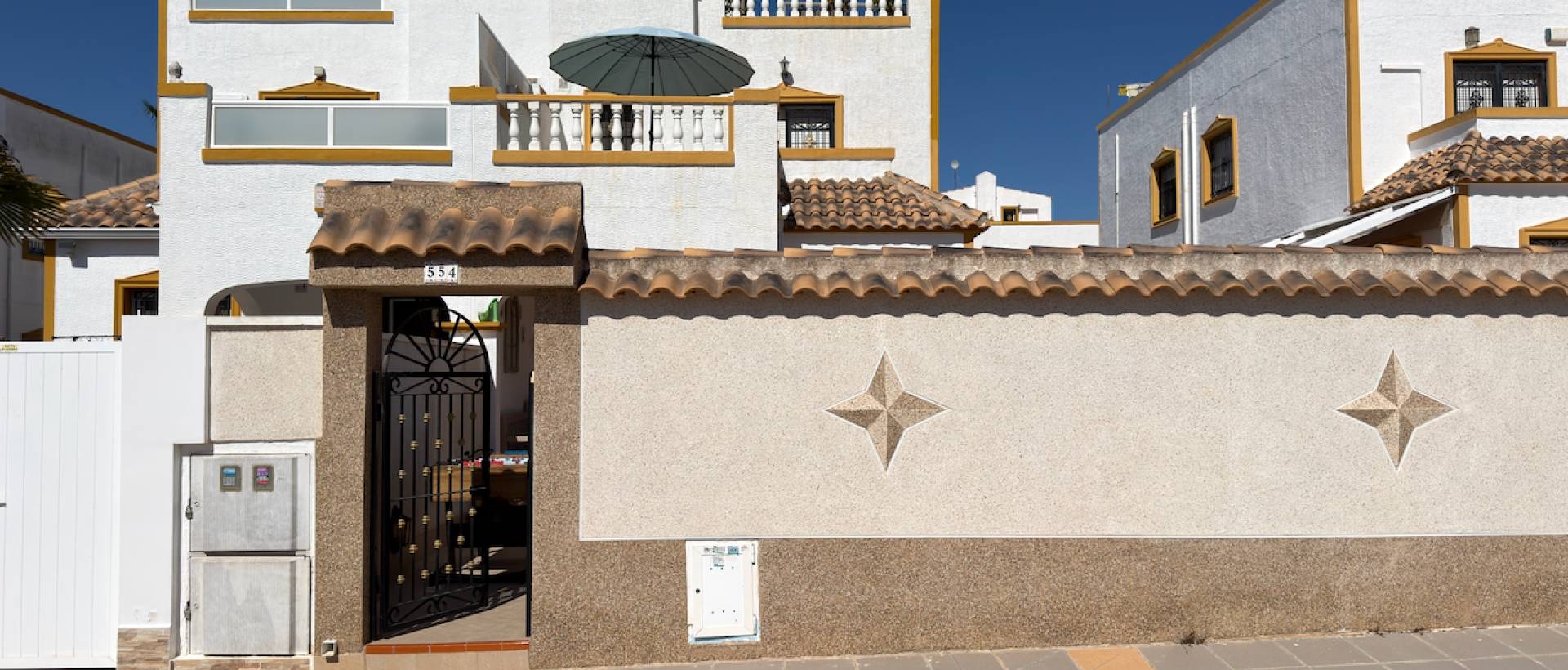 Resale - Villa - Vistabella