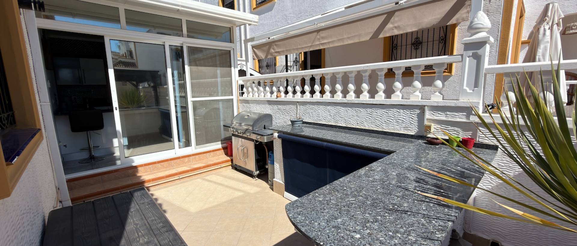 Resale - Villa - Vistabella