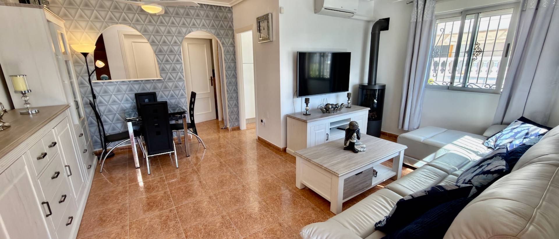 Resale - Villa - Vistabella