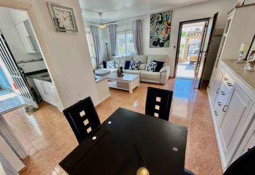 Resale - Villa - Vistabella