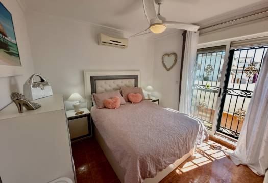 Resale - Villa - Vistabella
