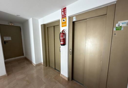 Resale - Apartment - Almoradí