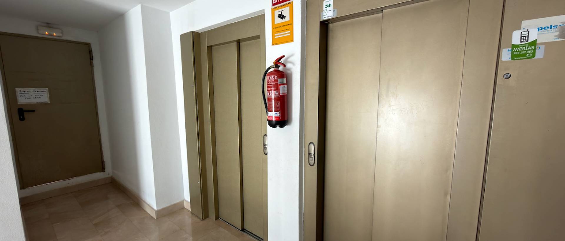 Resale - Apartment - Almoradí