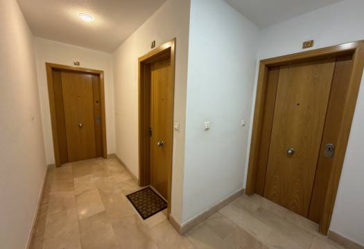 Resale - Apartment - Almoradí