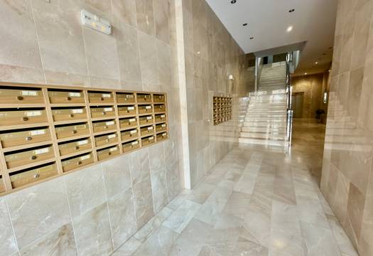 Resale - Apartment - Almoradí