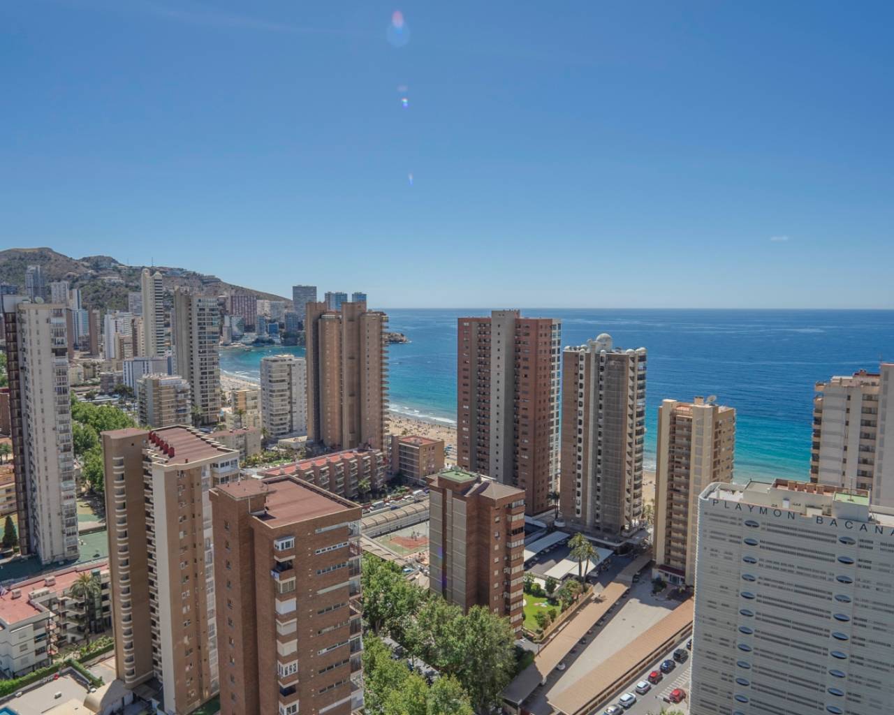 Apartment in Benidorm - Image 2