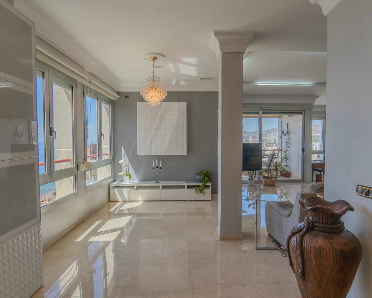 Apartment in Benidorm - Image 4