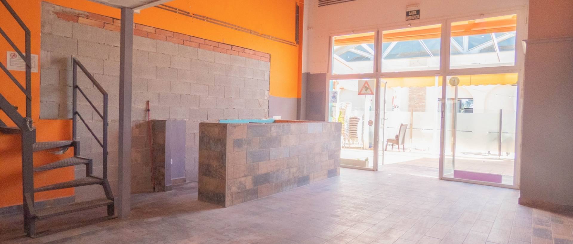 Resale - Commercial - La Finca Golf - Algorfa