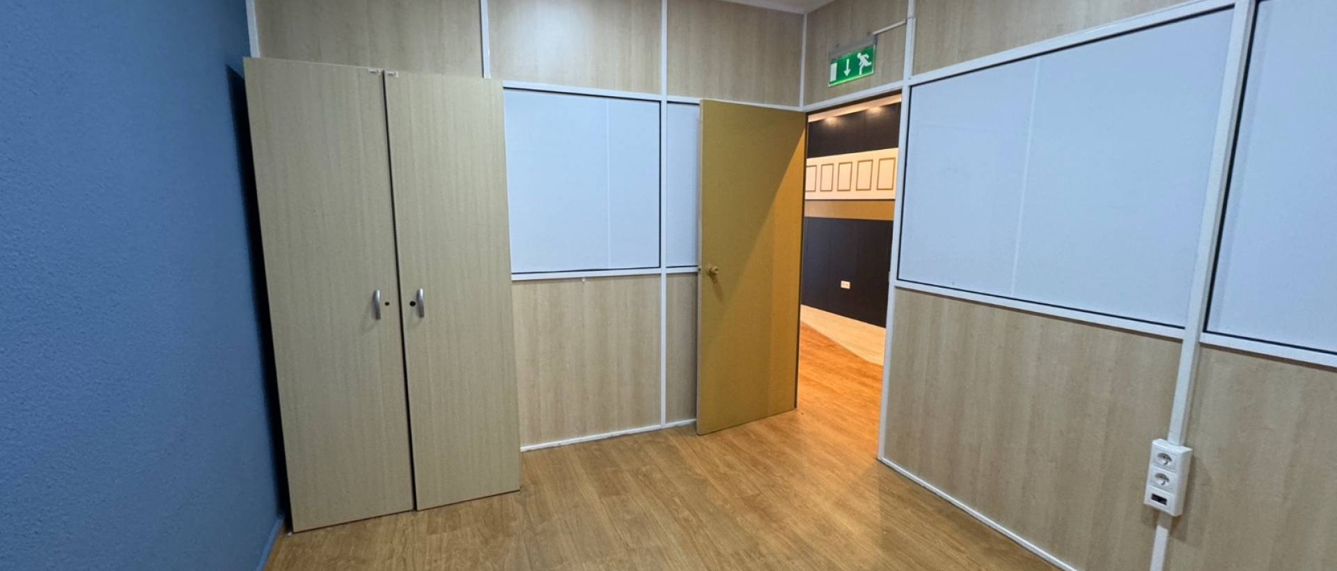Reventa - Propiedad Comercial - Guardamar del Segura