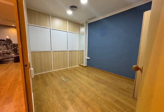 Reventa - Propiedad Comercial - Guardamar del Segura
