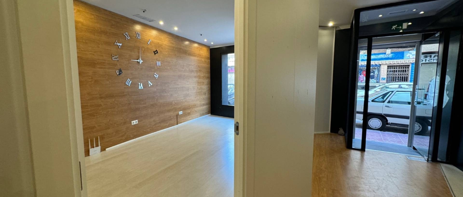 Reventa - Propiedad Comercial - Guardamar del Segura