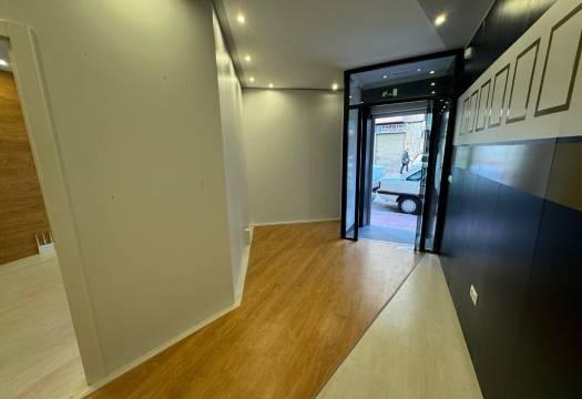 Reventa - Propiedad Comercial - Guardamar del Segura