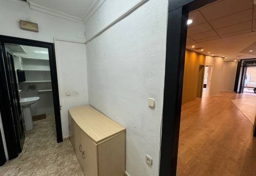 Reventa - Propiedad Comercial - Guardamar del Segura
