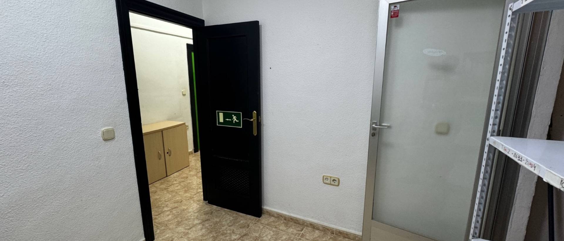 Reventa - Propiedad Comercial - Guardamar del Segura