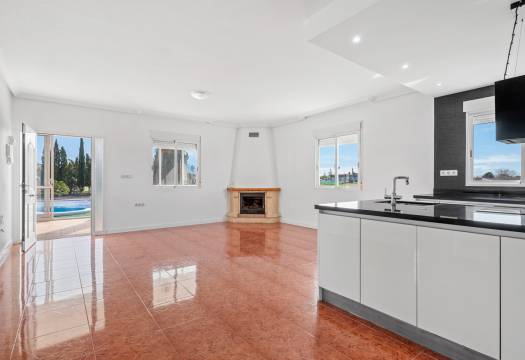Reventa - Finca / Casa de Campo - Dolores