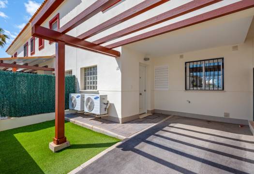 Reventa - Villa / Chalet - Ciudad Quesada