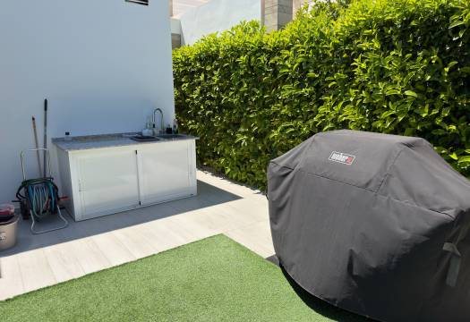Resale - Villa - La Finca Golf