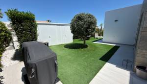 Resale - Villa - La Finca Golf