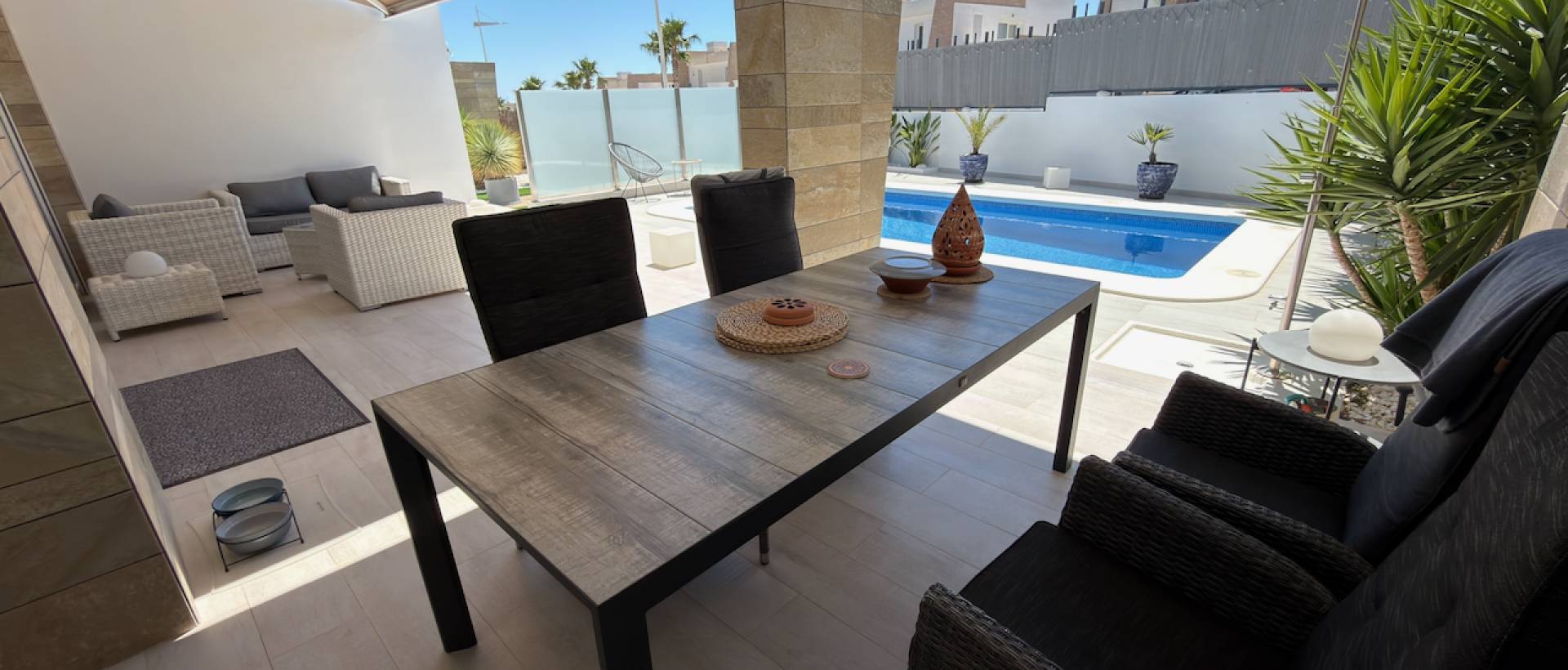 Resale - Villa - La Finca Golf