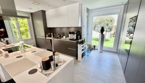 Resale - Villa - La Finca Golf
