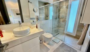 Resale - Villa - La Finca Golf