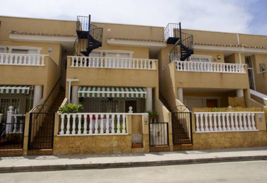 frontview-apartment-for-sale-in-Los-Palacios-Rojales