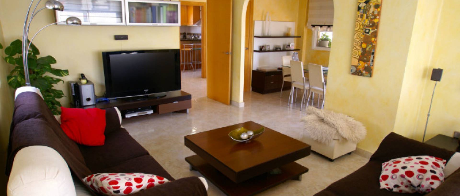 living-room-detached-villa-for-sale-monte-azul