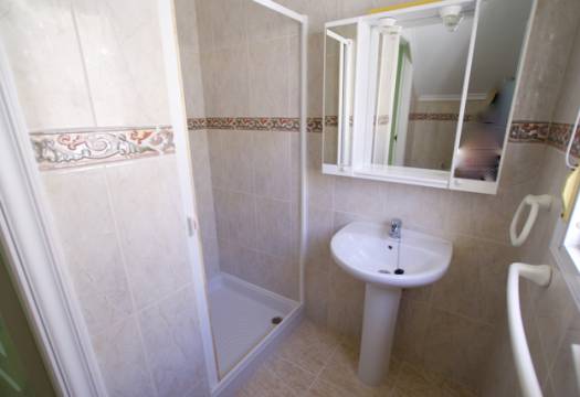 Resale - Semi Detached - Monte Azul